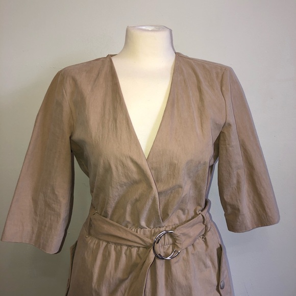 Dress - Picture 2 of 5